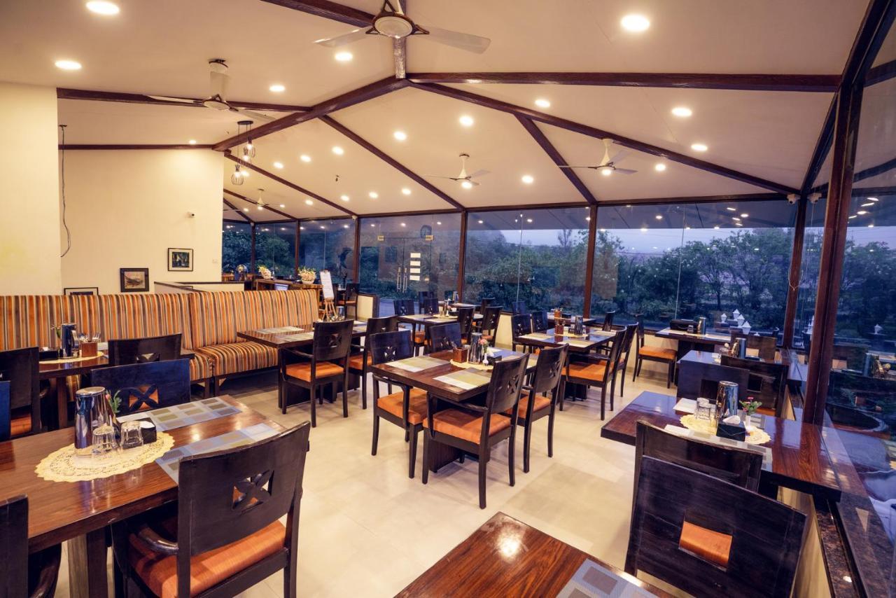 Mahābaleshwar La Serene Resort And Spa מראה חיצוני תמונה