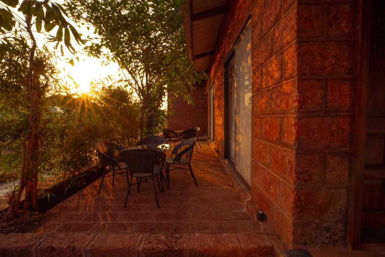 Mahābaleshwar La Serene Resort And Spa מראה חיצוני תמונה